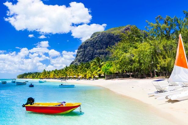 Wei&szlig;e Str&auml;nde, t&uuml;rkisfarbenes Meer, Mauritius Insel, Karibik